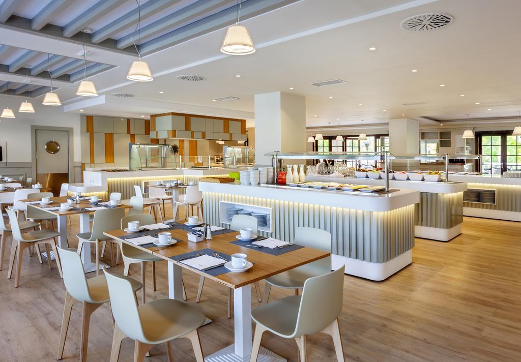 Barcelo Hotel 4*