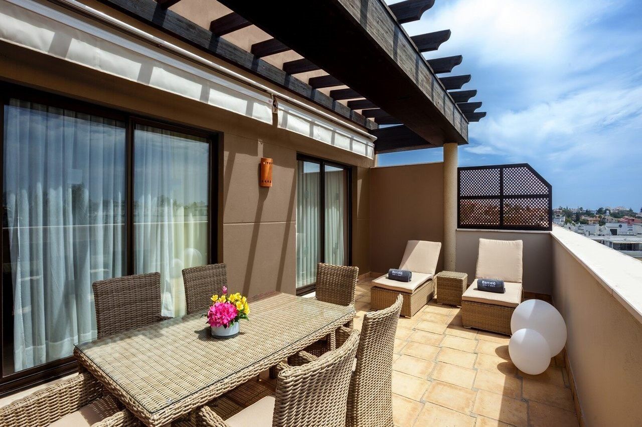 Barcelo